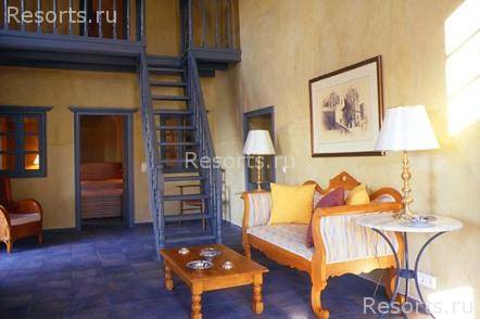 Zannos Melathron Hotel 13